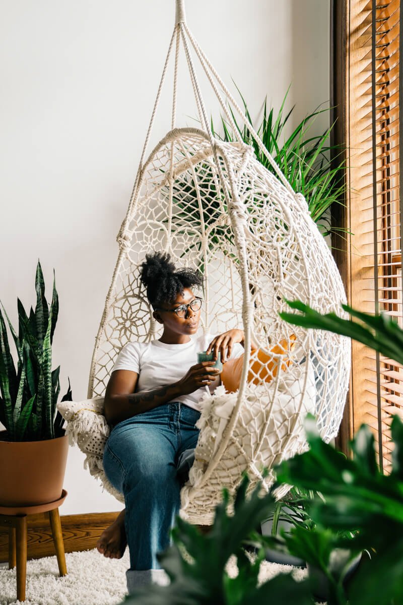 20190529_bedroom_vignette1_0031-2 Transform Your Bedroom with Plants