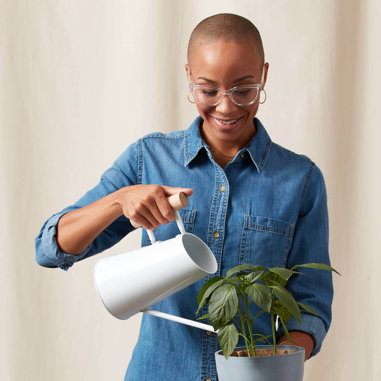 bloomscape_watering-can_small_1-1-edited-2